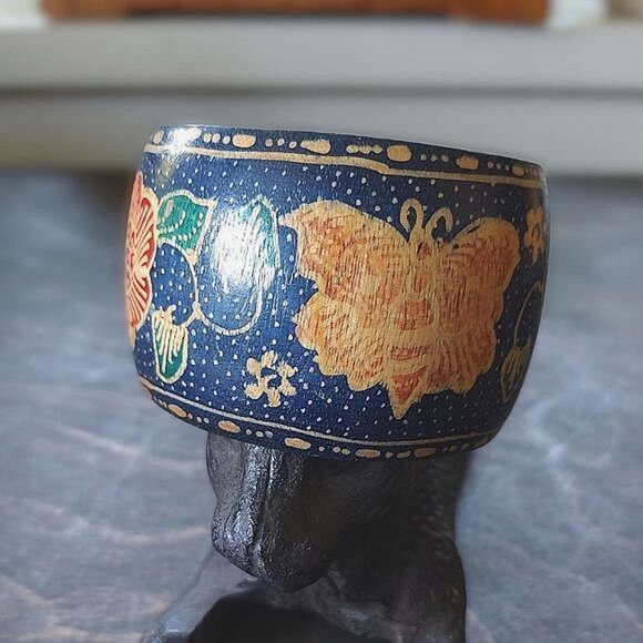 Vtg blue floral painted wooden wide bangle - Picture 3 of 10